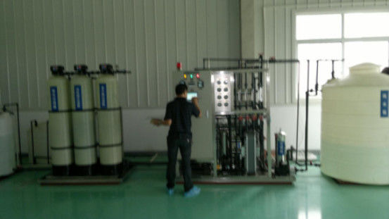 UPVC Ro โรงงานระบบ Ro โรงงานบําบัดน้ําสําหรับการไดอลิส